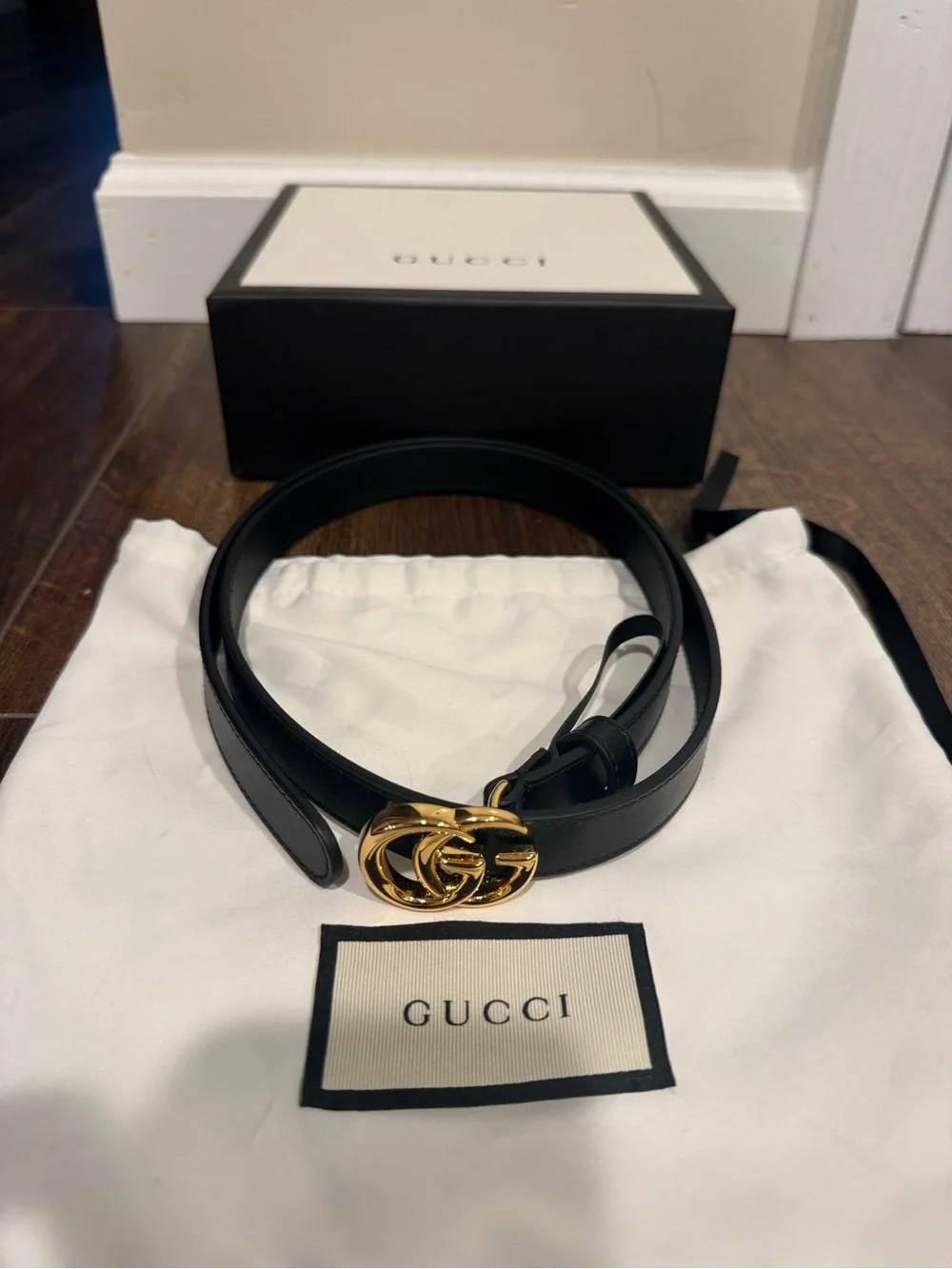 Gucci Black Leather Belt with Gold Double G Interlocking Buckle size G90
